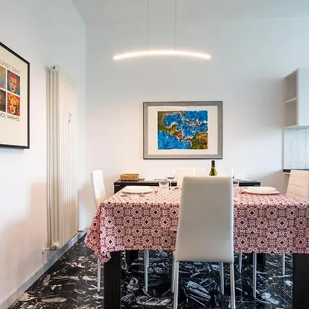 Gold Sweet Apartment *